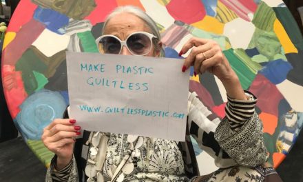 Rossana Orlandi의 플라스틱 사용에 대한 인식 바꾸기 프로젝트
