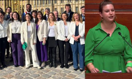 프랑스 낙태 투표 의원들의 매우 상징적인 색
