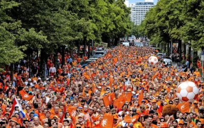 축구에 열광하는 네덜란드인들은 어떻게 그들의 색을 주황색으로 갖게 되었는가?