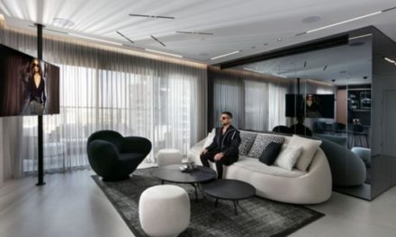 검정, 두려움의 색에서 공간의 지성을 말하는 색으로