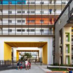 머무르게 하는 색, 관계를 만드는 공간